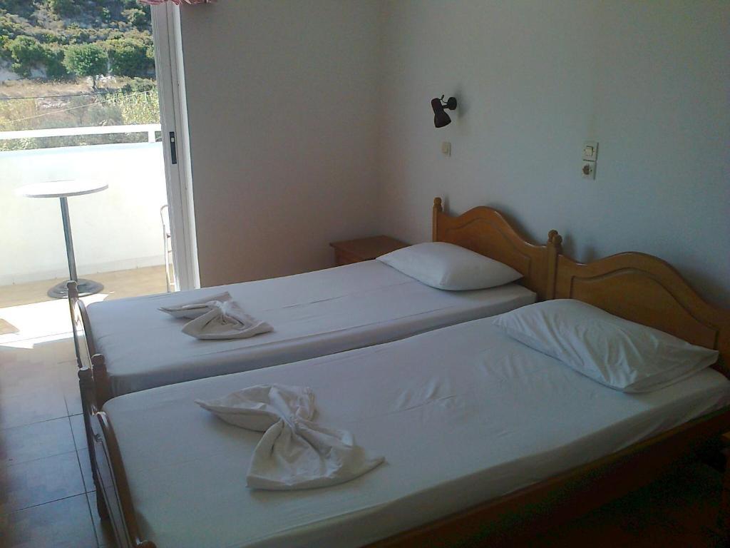 Dionysia Apartments Kéfalos Buitenkant foto