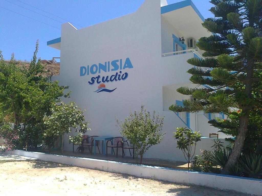 Dionysia Apartments Kéfalos Buitenkant foto