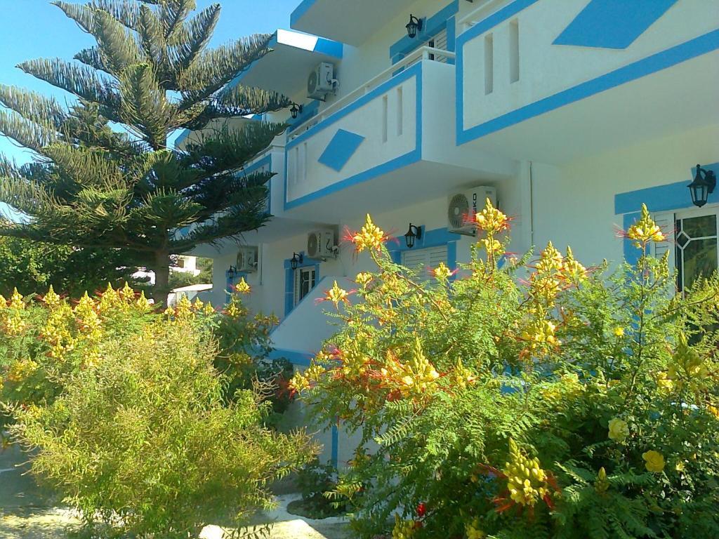 Dionysia Apartments Kéfalos Buitenkant foto