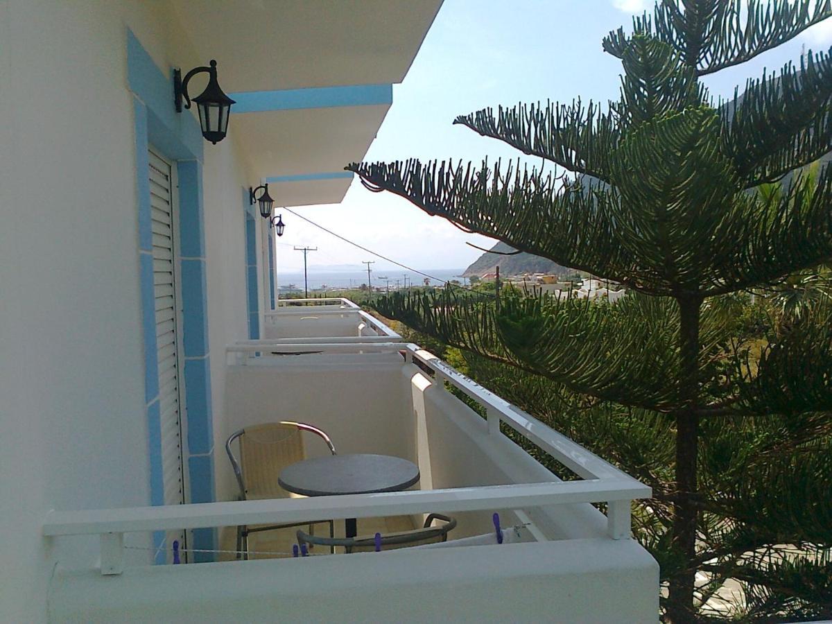 Dionysia Apartments Kéfalos Buitenkant foto